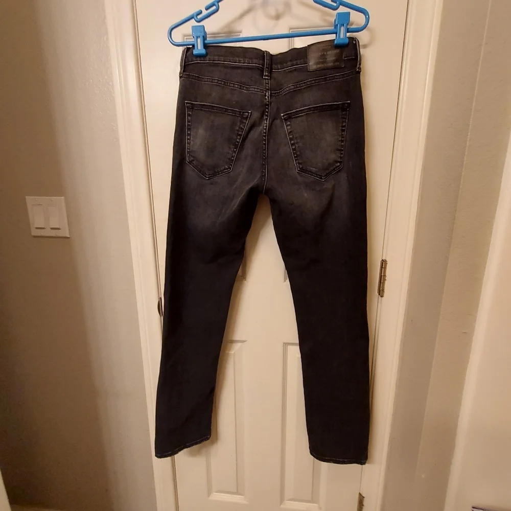 Lucky 410 athletic slim jeans 30x32